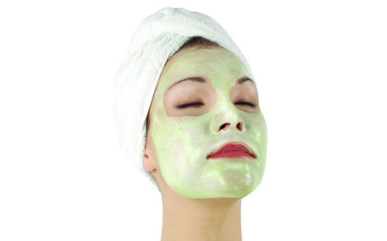 ماسک خیار؛ طرز تهیه ۳ نوع ماسکی که پوست صورت‌تان را شاداب می‌سازد